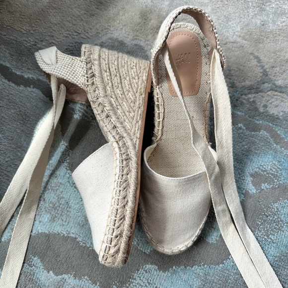 H&M Wedge Heel Espadrilles - Picture 2 of 5